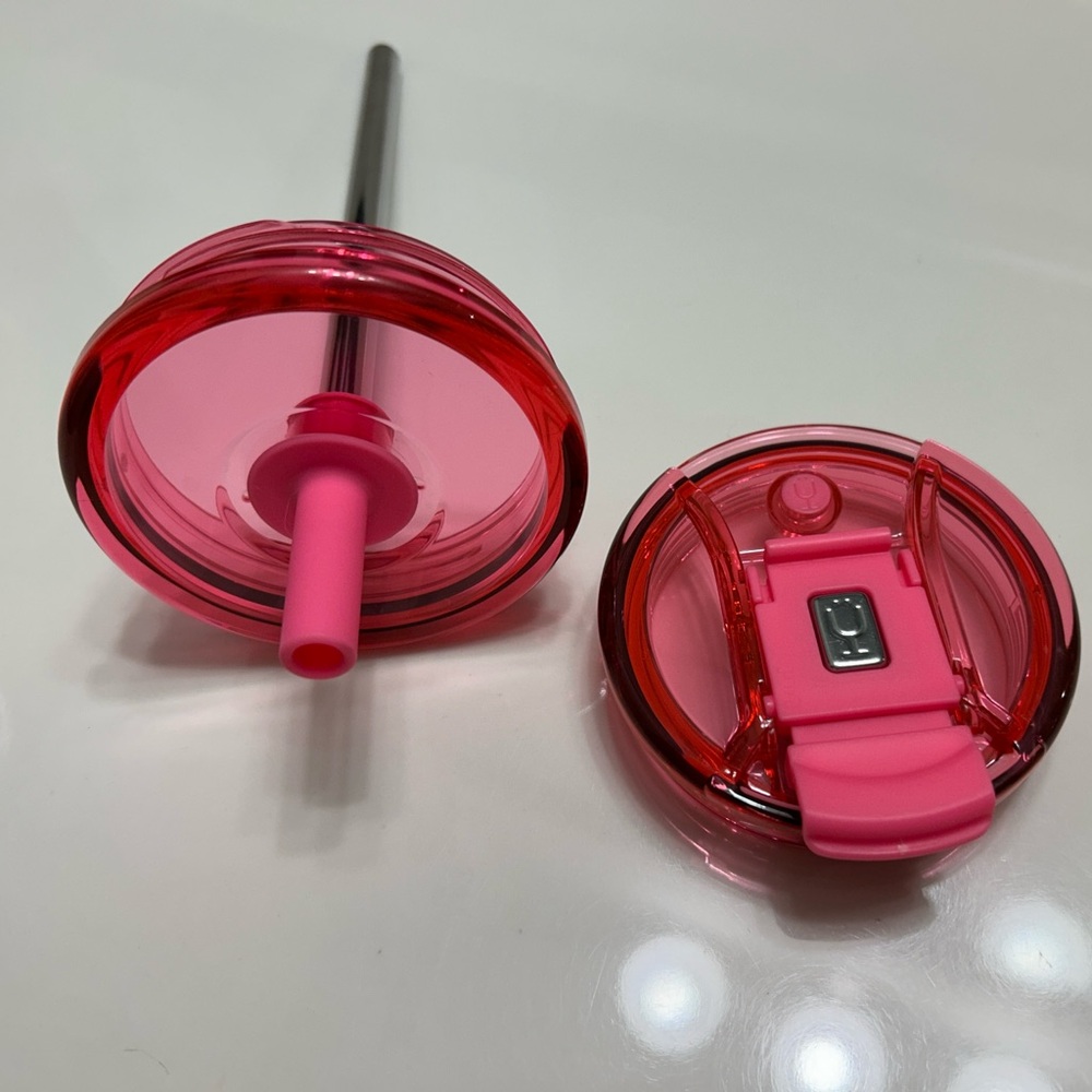 Neon Hot Pink Multishaker Straw and Bev-Lock Lids
